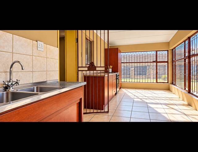 3 BEDROOM HOUSE FOR SALE IN BRAKPAN CENTRAL